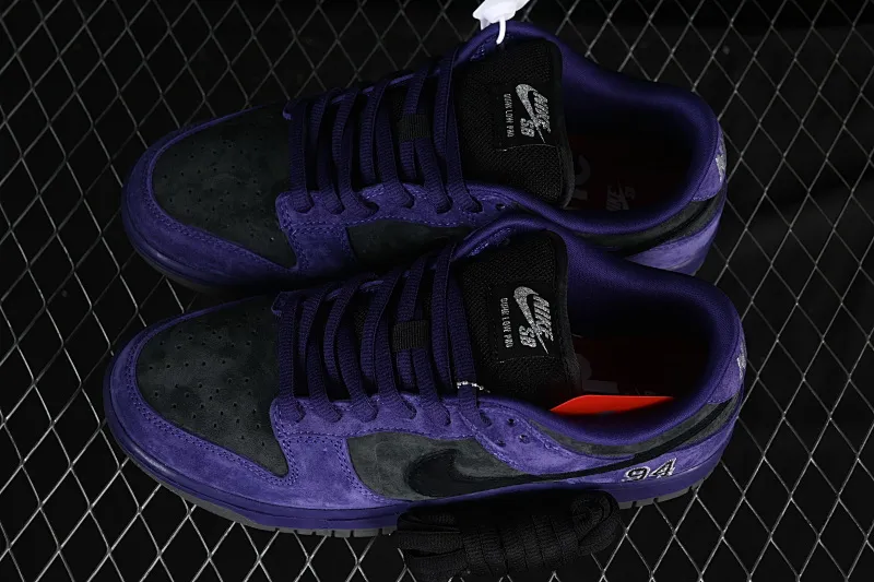All Categories Nk SB Dunk Series Nk SB Dunk Low Low-top sneakers Supreme x Nike Dunk SB Dunk Low joint gray and purple low-top casual skateboard shoes HQ8487-500
